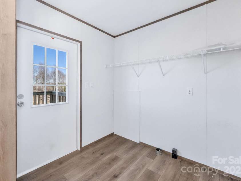 525 Mt. Wesley Church Road, Hiddenite, NC 28636.  MLS# CAR4242072, YatesRealty ID 6899. 