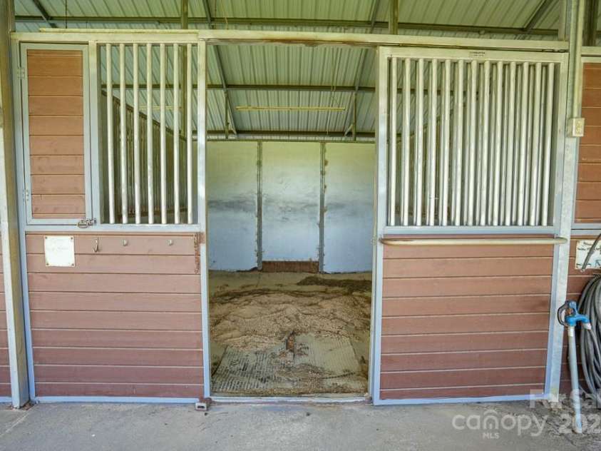 9141 Hasty Road, Laurinburg, NC 28352.  MLS# CAR4308588, YatesRealty ID 69. 