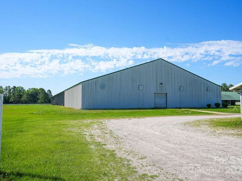 9141 Hasty Road, Laurinburg, NC 28352.  MLS# CAR4308588, YatesRealty ID 69. 