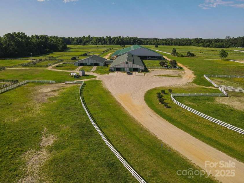 9141 Hasty Road, Laurinburg, NC 28352.  MLS# CAR4308588, YatesRealty ID 69. 