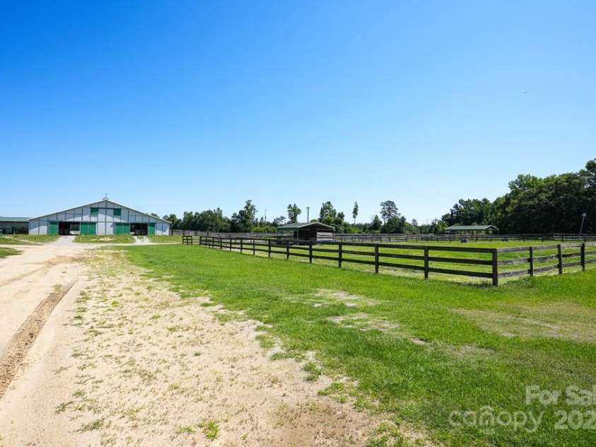 9141 Hasty Road, Laurinburg, NC 28352.  MLS# CAR4308588, YatesRealty ID 69. 