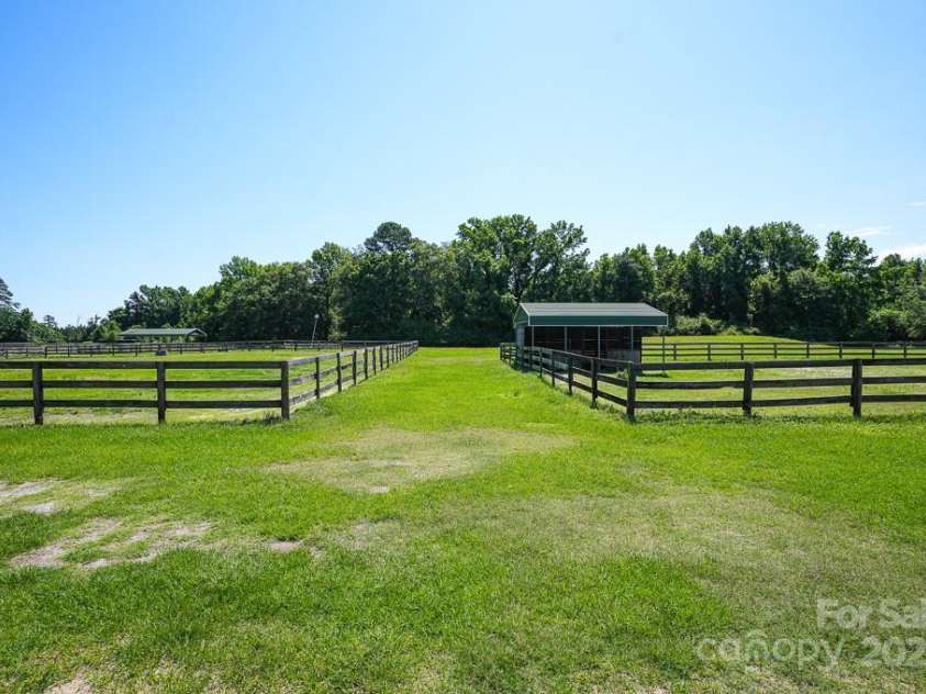 9141 Hasty Road, Laurinburg, NC 28352.  MLS# CAR4308588, YatesRealty ID 69. 