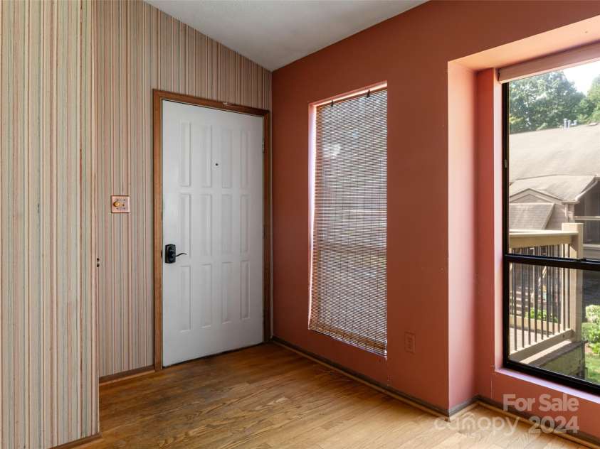 38 Ravencroft Lane, Asheville, NC 28803.  MLS# CAR4184774, YatesRealty ID 690. 