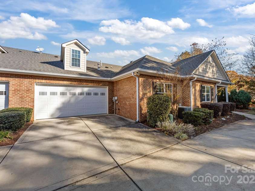 8657 Sonata Court, Denver, NC 28037.  MLS# CAR4321680, YatesRealty ID 690. Brick exterior & 2 car garage