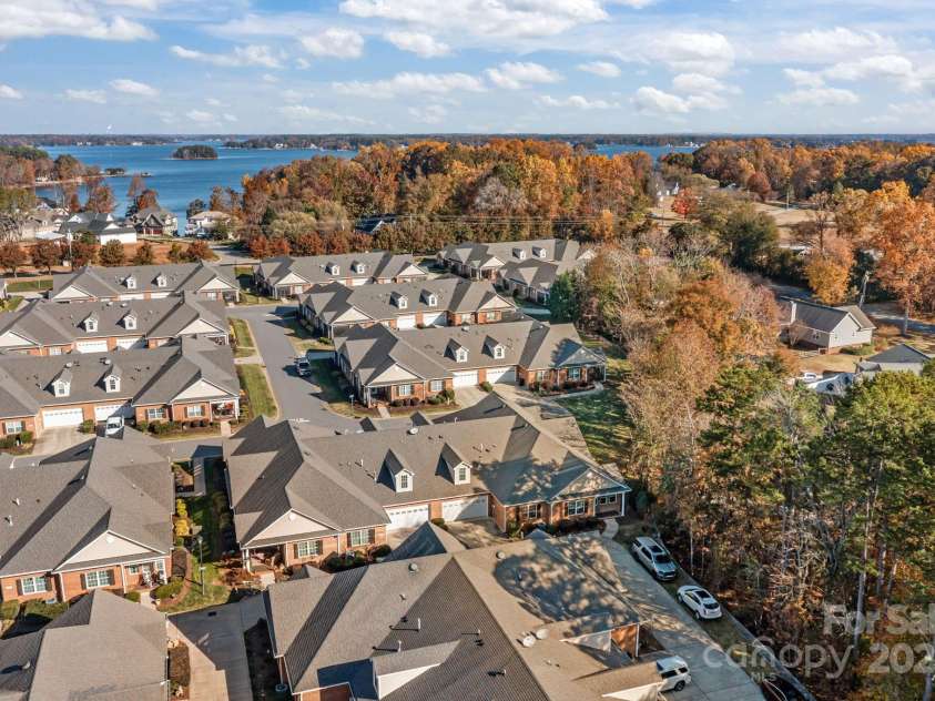 8657 Sonata Court, Denver, NC 28037.  MLS# CAR4321680, YatesRealty ID 690. Close to Lake Norman in every direction