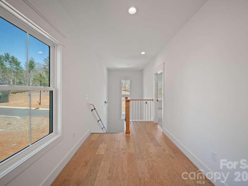128 Collin Place, Asheville, NC 28804.  MLS# CAR4357801, YatesRealty ID 6900. 
