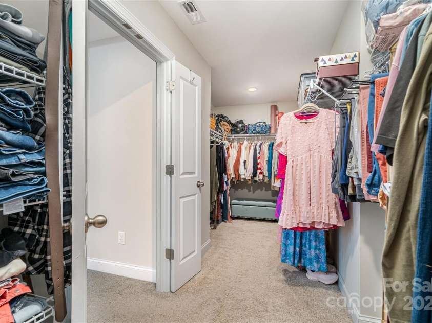 114 Tomahawk Drive, Mooresville, NC 28117.  MLS# CAR4223721, YatesRealty ID 6903. 