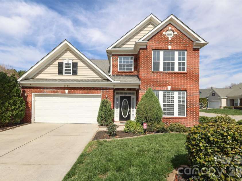 1026 Peridot Drive, Fort Mill, SC 29708.  MLS# CAR4361465, YatesRealty ID 6904. 