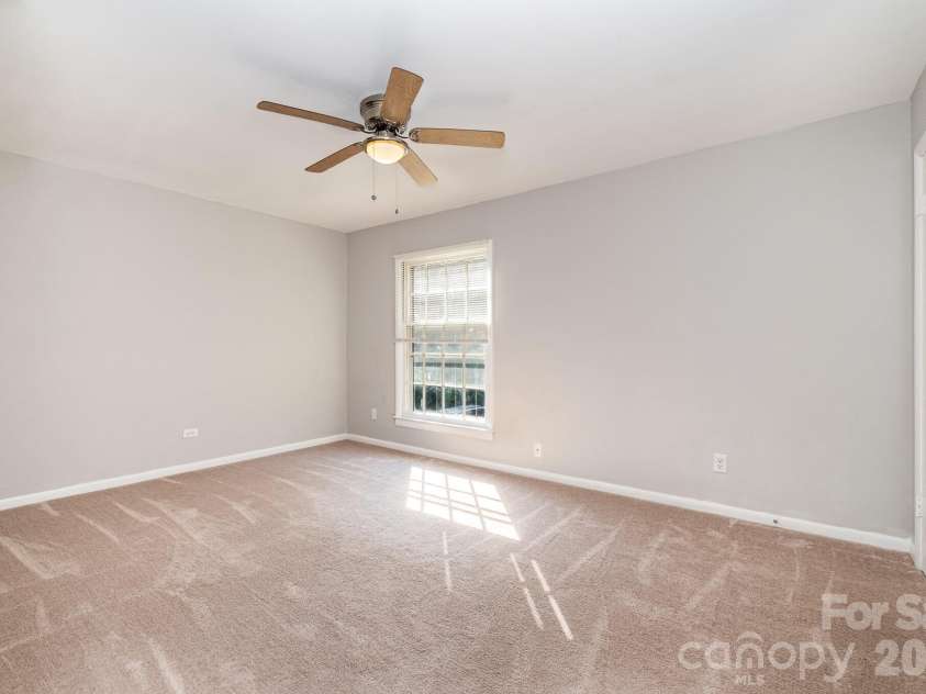 4609 Coronado Drive, Charlotte, NC 28212.  MLS# CAR4378398, YatesRealty ID 6905. 