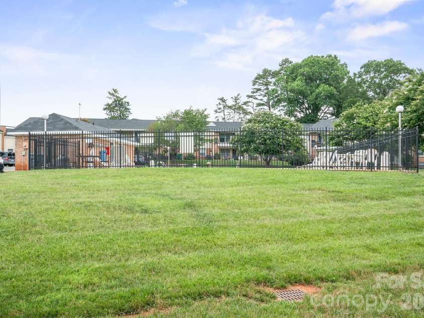 4609 Coronado Drive, Charlotte, NC 28212.  MLS# CAR4396528, YatesRealty ID 6905. 