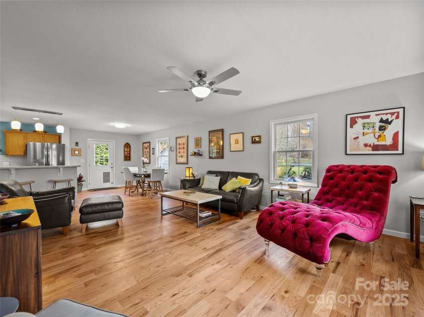 73 (Previously 498) Meadowview Drive, Saluda, NC 28773.  MLS# CAR4244113, YatesRealty ID 6905. 