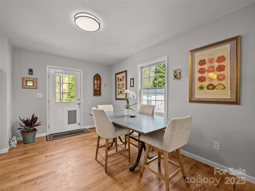 73 (Previously 498) Meadowview Drive, Saluda, NC 28773.  MLS# CAR4244113, YatesRealty ID 6905. 