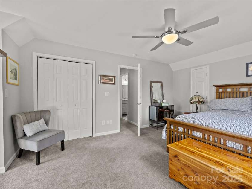 73 (Previously 498) Meadowview Drive, Saluda, NC 28773.  MLS# CAR4244113, YatesRealty ID 6905. 