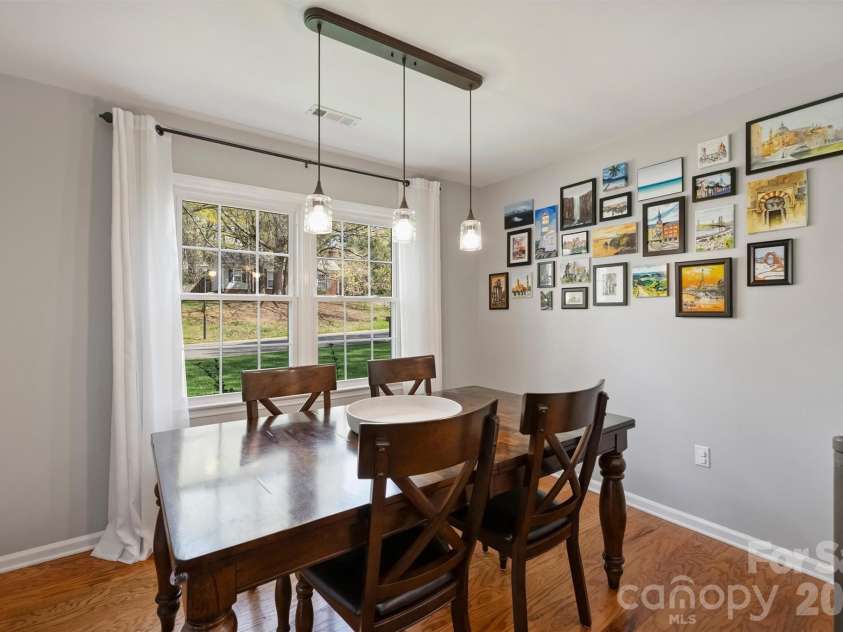 2310 Oldenburg Drive, Charlotte, NC 28210.  MLS# CAR4361266, YatesRealty ID 6906. 