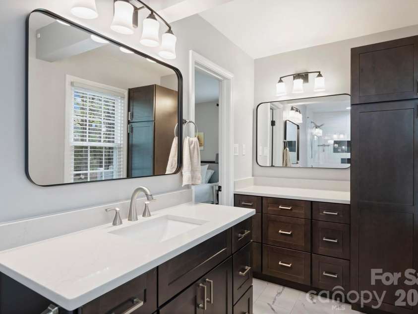 2310 Oldenburg Drive, Charlotte, NC 28210.  MLS# CAR4361266, YatesRealty ID 6906. 