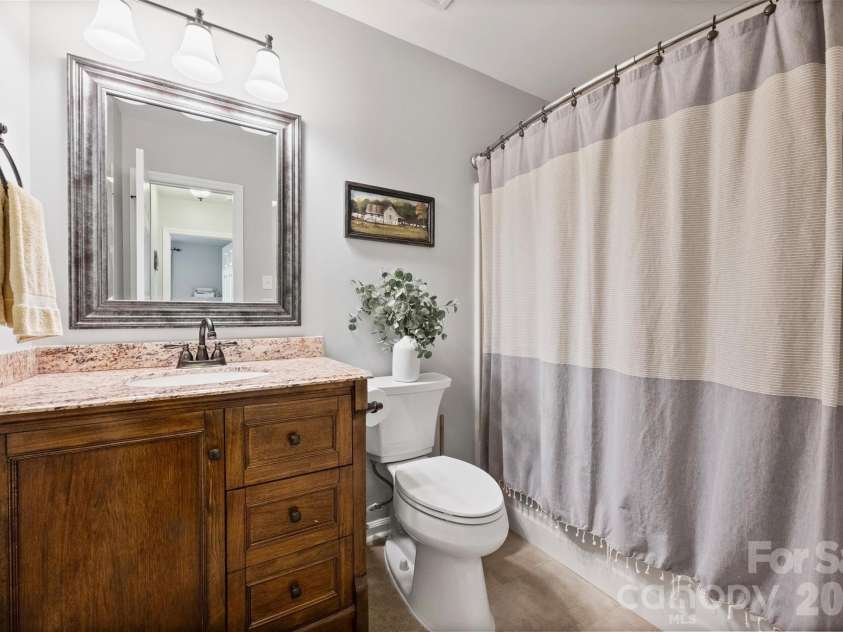 2310 Oldenburg Drive, Charlotte, NC 28210.  MLS# CAR4361266, YatesRealty ID 6906. 