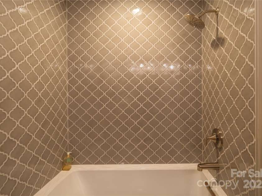 20 Hunting Country Trail, Tryon, NC 28782.  MLS# CAR4215267, YatesRealty ID 6907. 