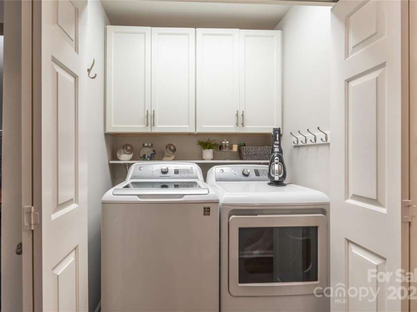 20 Hunting Country Trail, Tryon, NC 28782.  MLS# CAR4215267, YatesRealty ID 6907. 