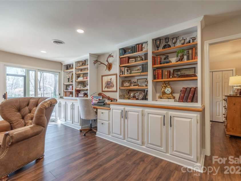 20 Hunting Country Trail, Tryon, NC 28782.  MLS# CAR4215267, YatesRealty ID 6907. 