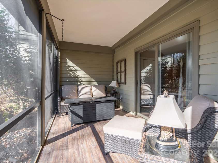 20 Hunting Country Trail, Tryon, NC 28782.  MLS# CAR4215267, YatesRealty ID 6907. 