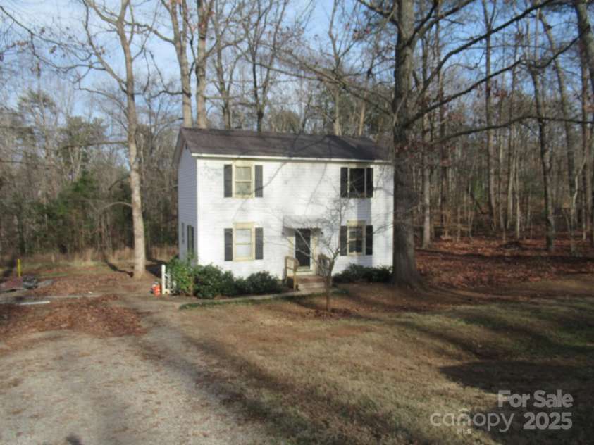 3487 Mission Drive, Lincolnton, NC 28092.  MLS# CAR4329934, YatesRealty ID 6907. Front View Left
