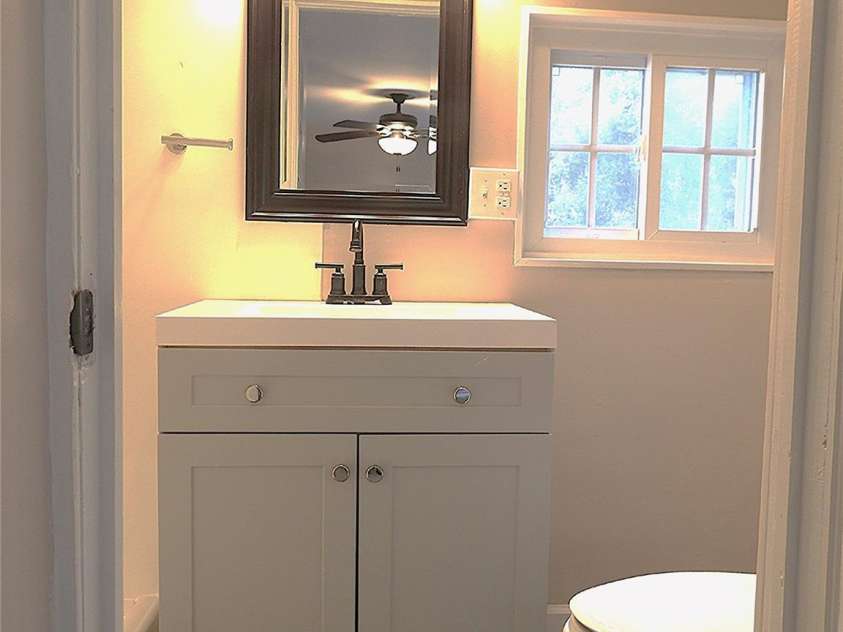 201 Merriman Road, Hendersonville, NC 28791.  MLS# CAR4295384, YatesRealty ID 6908. Bath #2