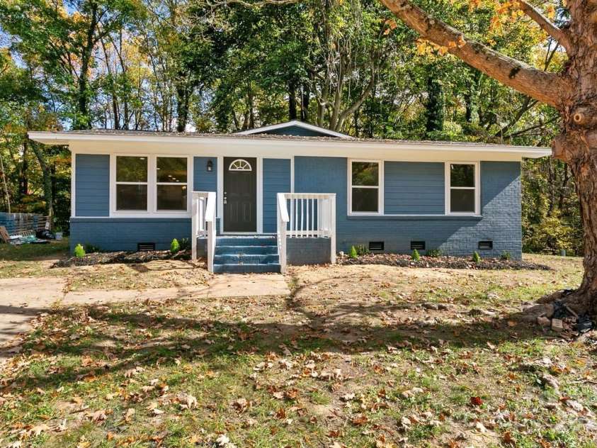 545 Shamel Court, Winston Salem, NC 27105.  MLS# CAR4194845, YatesRealty ID 6908. 