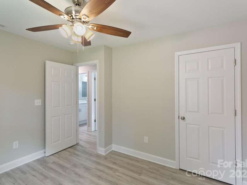 545 Shamel Court, Winston Salem, NC 27105.  MLS# CAR4194845, YatesRealty ID 6908. 