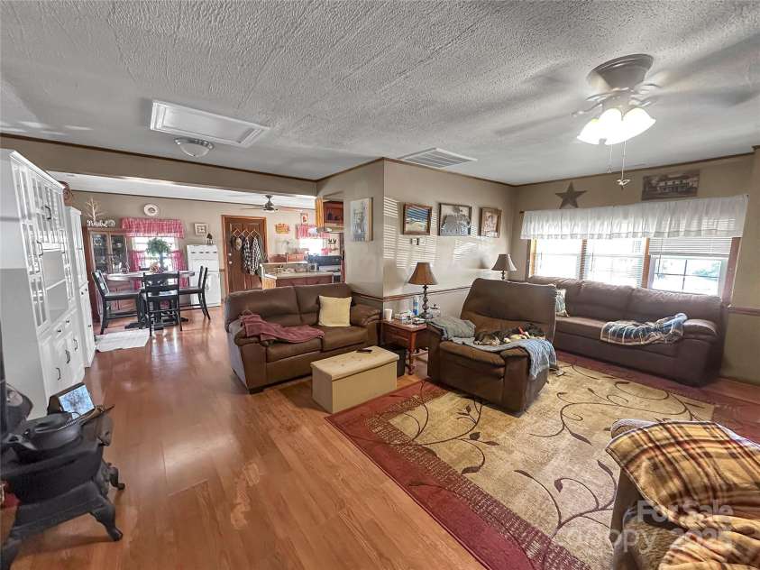 2612 Dixon Boulevard, Shelby, NC 28152.  MLS# CAR4320993, YatesRealty ID 691. 