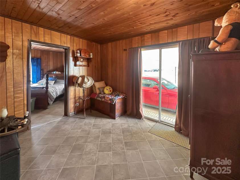 2612 Dixon Boulevard, Shelby, NC 28152.  MLS# CAR4320993, YatesRealty ID 691. 