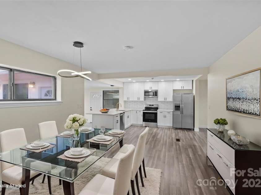 3108 Anne Street, Charlotte, NC 28205.  MLS# CAR4244913, YatesRealty ID 6910. 