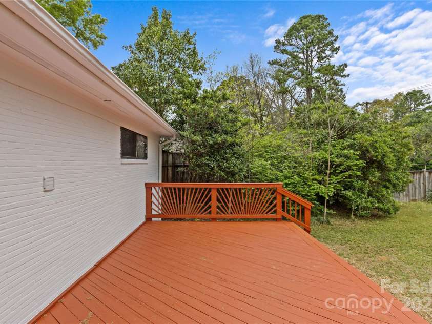 3108 Anne Street, Charlotte, NC 28205.  MLS# CAR4244913, YatesRealty ID 6910. 