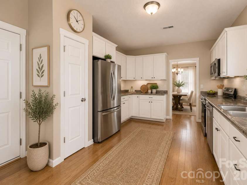 10303 Baskerville Avenue, Charlotte, NC 28269.  MLS# CAR4400036, YatesRealty ID 6912. 