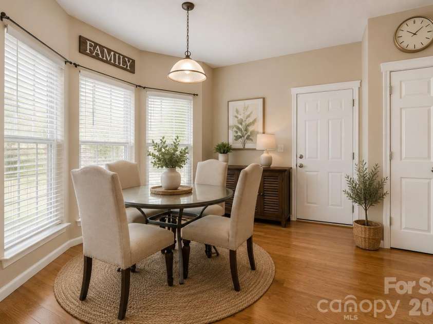 10303 Baskerville Avenue, Charlotte, NC 28269.  MLS# CAR4400036, YatesRealty ID 6912. 