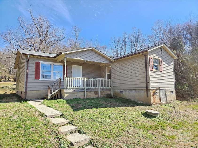 5934 Mourglea Avenue, Connelly Springs, NC 28612.  MLS# CAR4223798, YatesRealty ID 6916. 