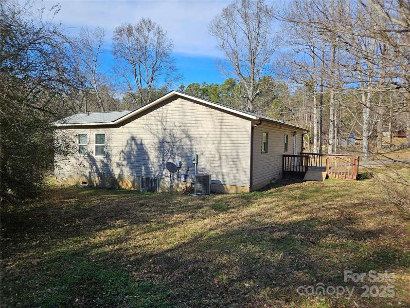 5934 Mourglea Avenue, Connelly Springs, NC 28612.  MLS# CAR4223798, YatesRealty ID 6916. 