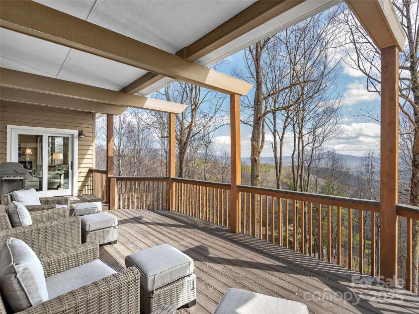 19 Ebby Ridge Road, Fairview, NC 28730.  MLS# CAR4235577, YatesRealty ID 6917. 