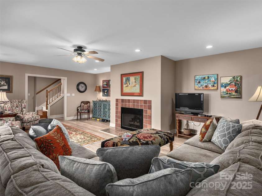 19 Ebby Ridge Road, Fairview, NC 28730.  MLS# CAR4235577, YatesRealty ID 6917. 