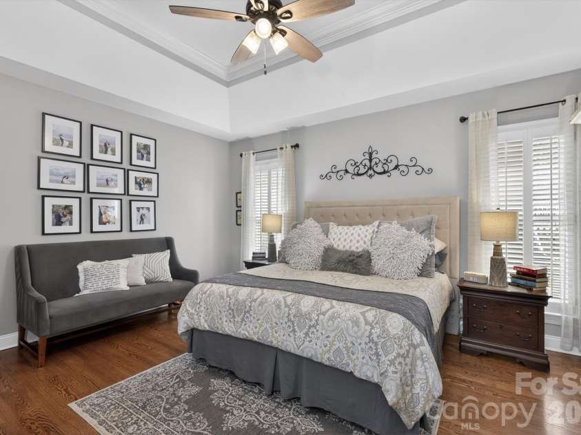 5300 Beritstrasse Court, Charlotte, NC 28277.  MLS# CAR4360661, YatesRealty ID 6917. Beautiful tray ceilings