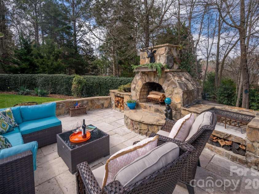 5300 Beritstrasse Court, Charlotte, NC 28277.  MLS# CAR4360661, YatesRealty ID 6917. Relax, unwind, or entertain