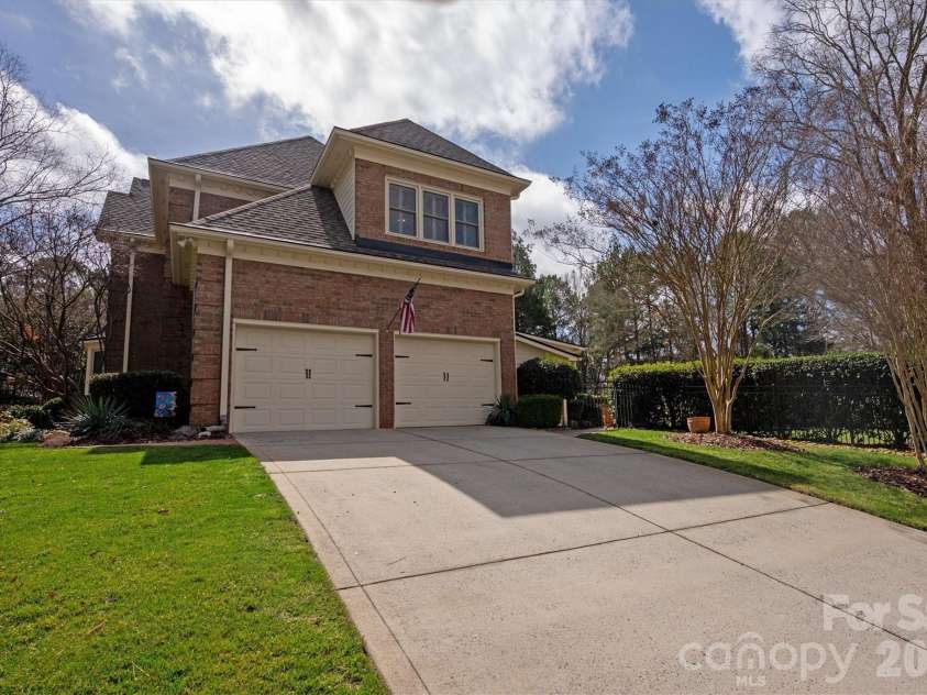 5300 Beritstrasse Court, Charlotte, NC 28277.  MLS# CAR4360661, YatesRealty ID 6917. Two car side entry garage