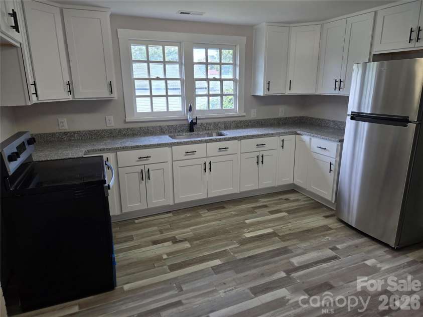 915 Chapel Street, Landis, NC 28088.  MLS# CAR4224519, YatesRealty ID 6918. 