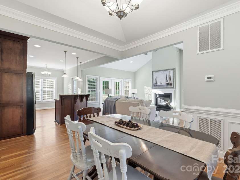 116 Postell Drive, Statesville, NC 28625.  MLS# CAR4318122, YatesRealty ID 6921. 