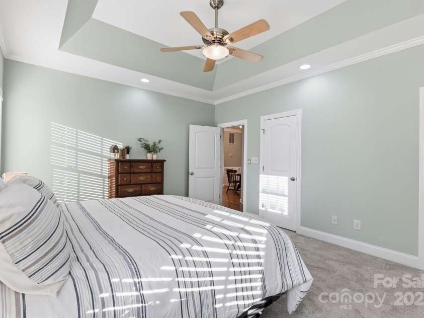 116 Postell Drive, Statesville, NC 28625.  MLS# CAR4318122, YatesRealty ID 6921. 