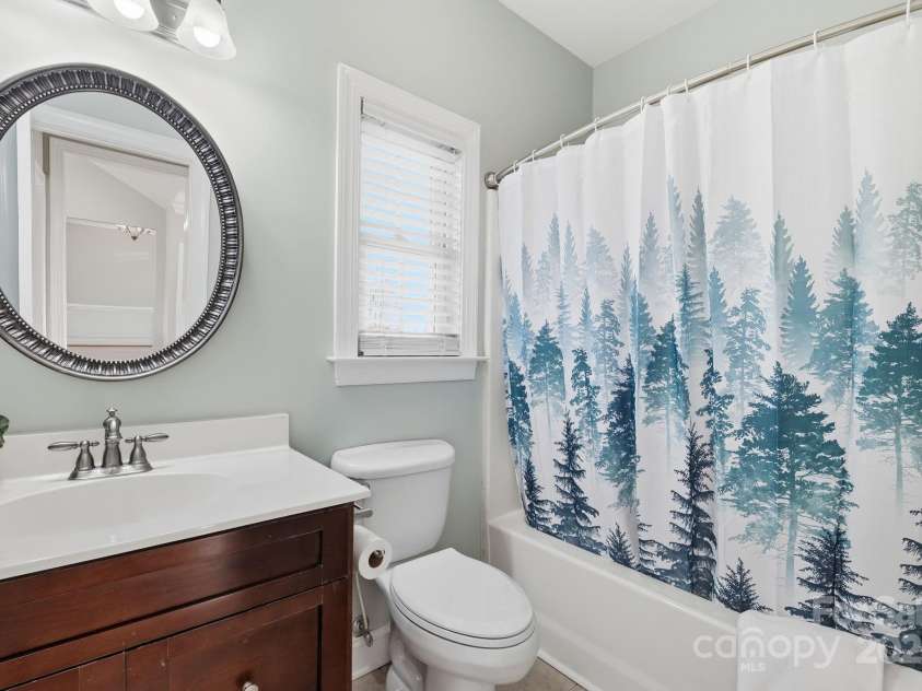 116 Postell Drive, Statesville, NC 28625.  MLS# CAR4318122, YatesRealty ID 6921. 