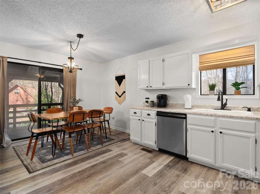 34 Fernbrook Road, Maggie Valley, NC 28751.  MLS# CAR4360779, YatesRealty ID 6923. 