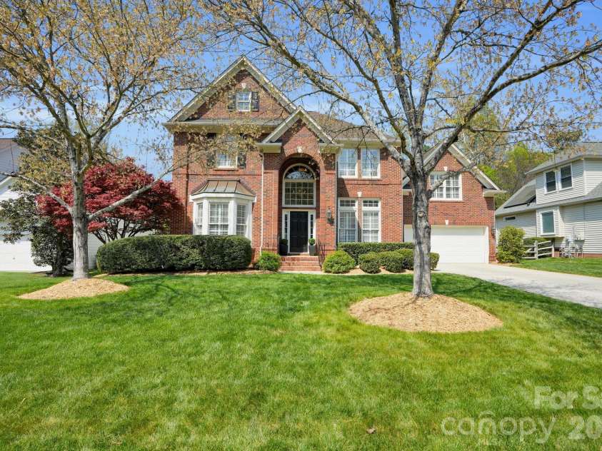 10721 Jordan Rae Lane, Charlotte, NC 28277.  MLS# CAR4362472, YatesRealty ID 6924. 