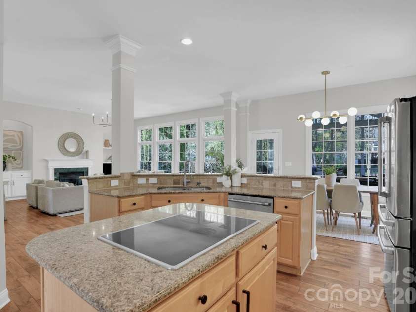 10721 Jordan Rae Lane, Charlotte, NC 28277.  MLS# CAR4362472, YatesRealty ID 6924. 