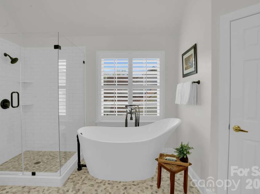 10721 Jordan Rae Lane, Charlotte, NC 28277.  MLS# CAR4362472, YatesRealty ID 6924. 