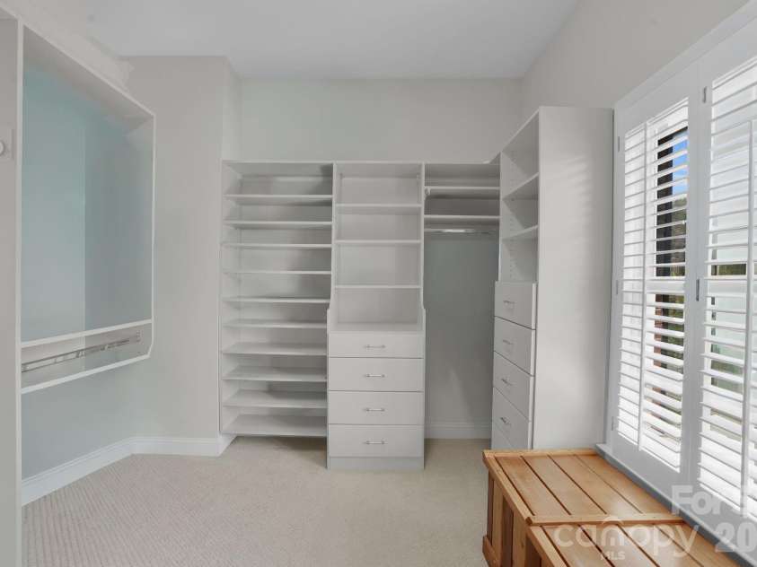 10721 Jordan Rae Lane, Charlotte, NC 28277.  MLS# CAR4362472, YatesRealty ID 6924. Primary Closet